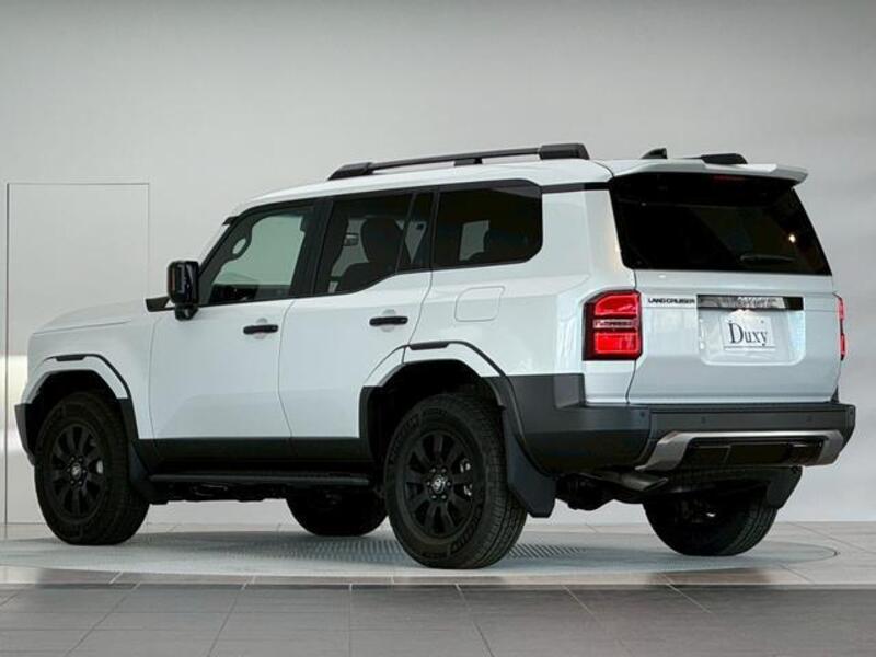 LAND CRUISER 250