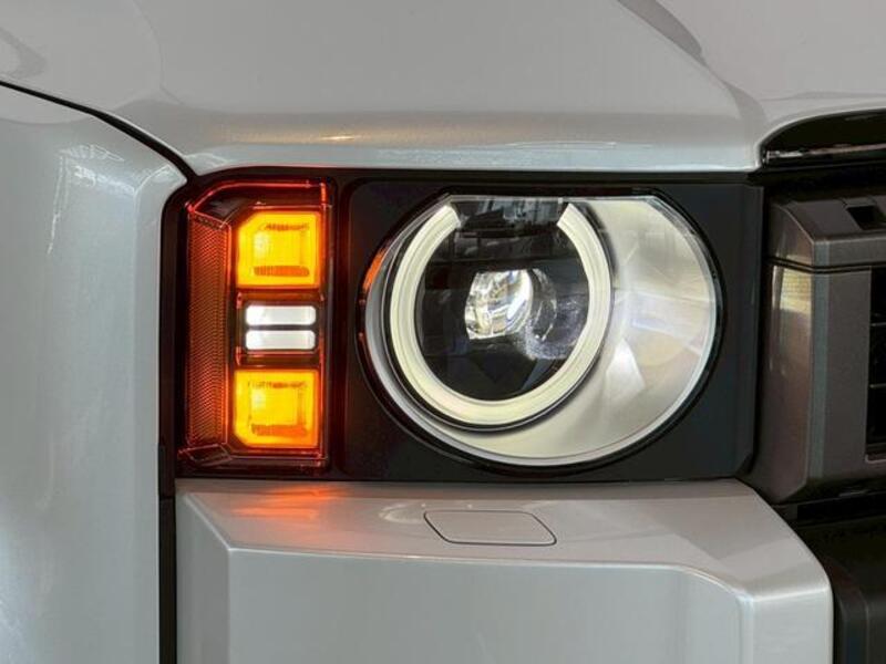 LAND CRUISER 250
