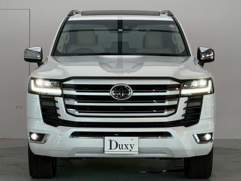 LAND CRUISER