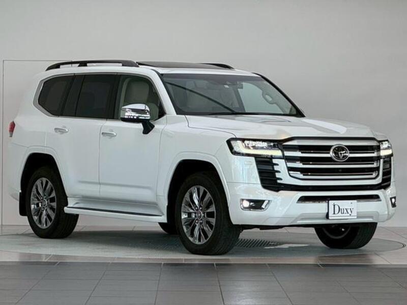 LAND CRUISER