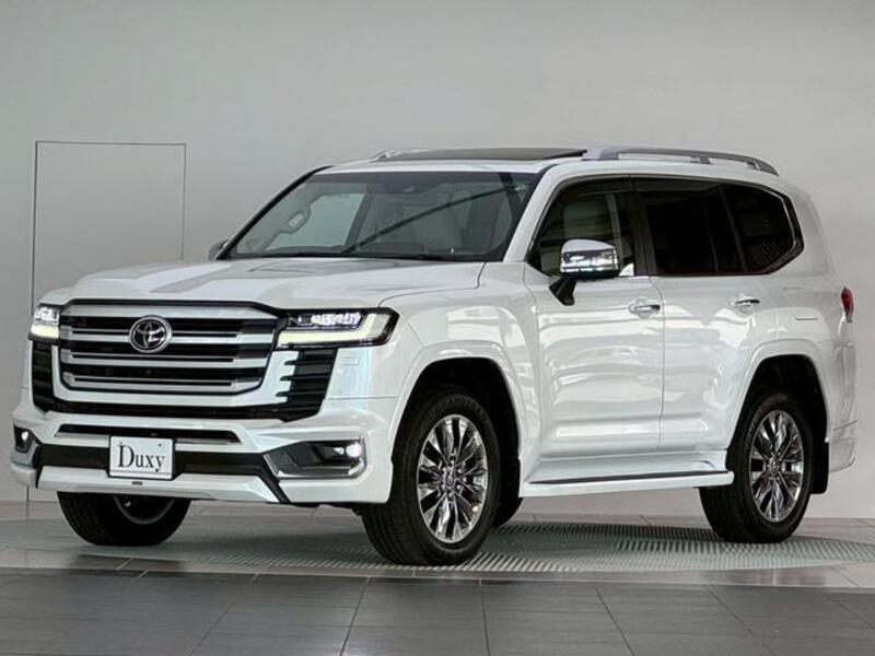 LAND CRUISER