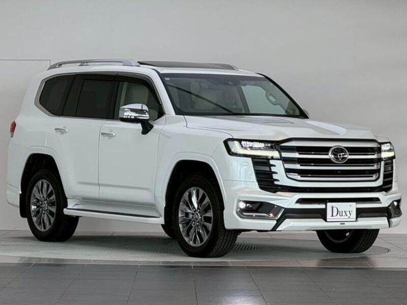 LAND CRUISER