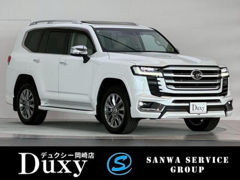 TOYOTA LAND CRUISER