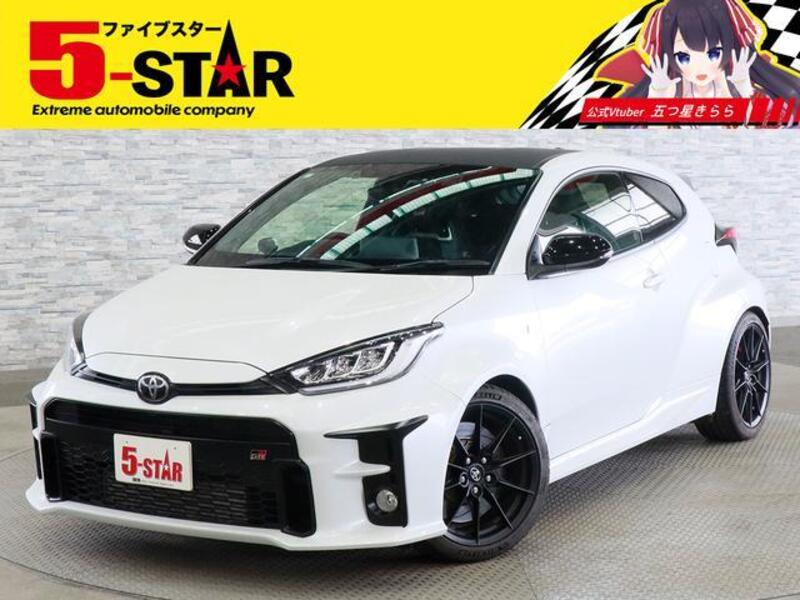 GR YARIS-0