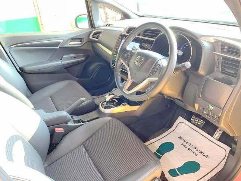 FIT HYBRID