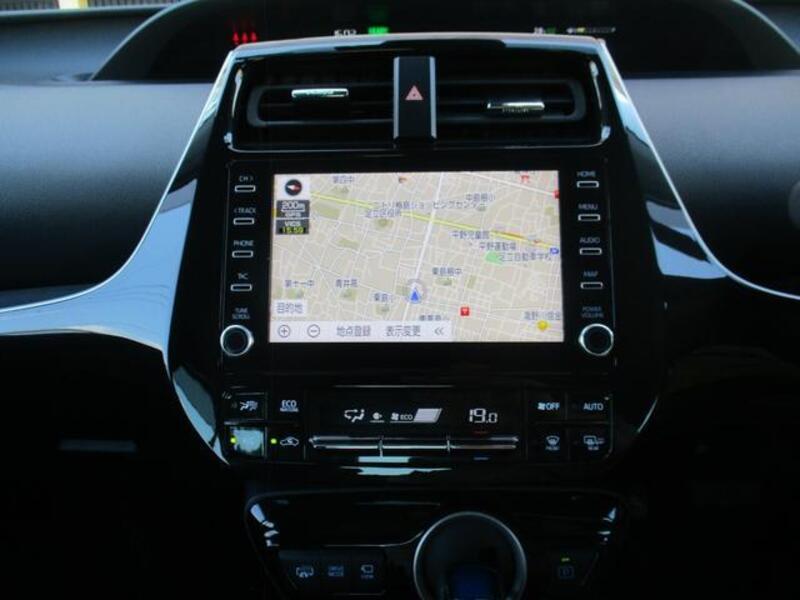 PRIUS PHV