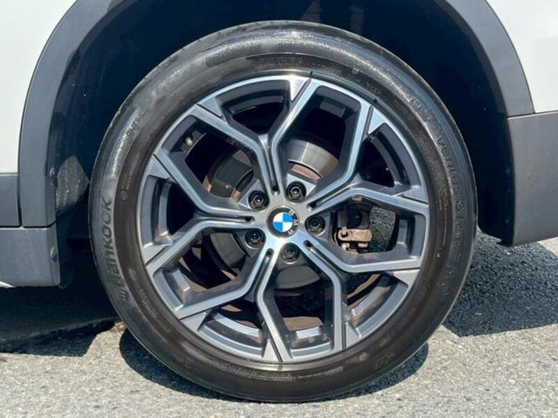 X1