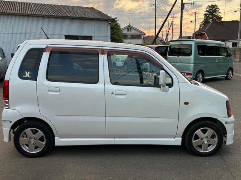 WAGON R