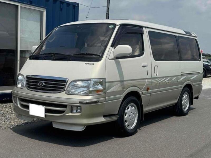 TOYOTA HIACE WAGON