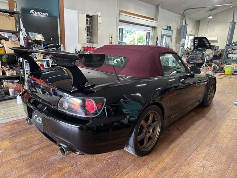 S2000