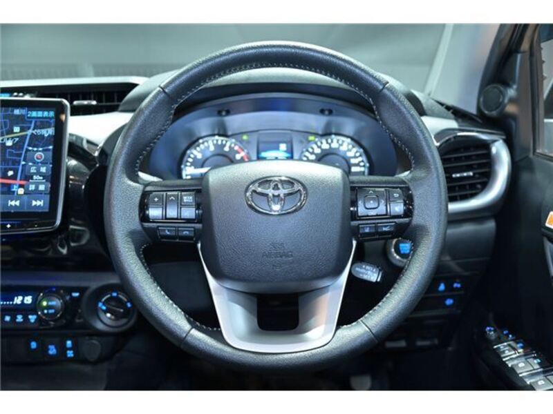 HILUX