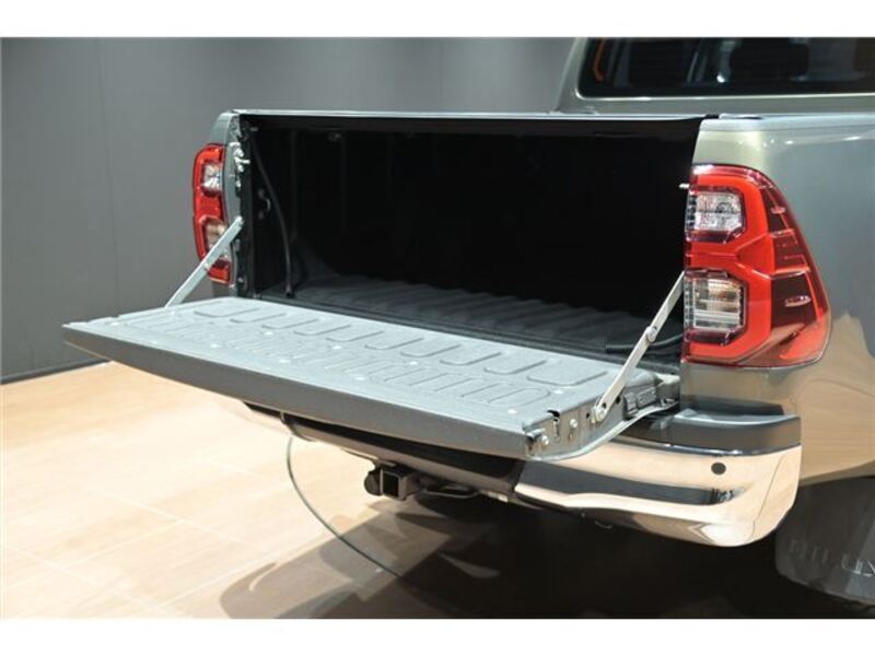HILUX