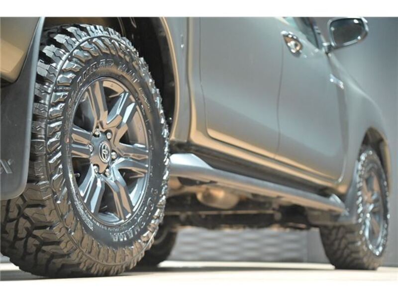 HILUX