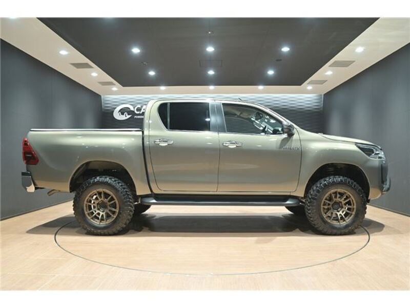 HILUX