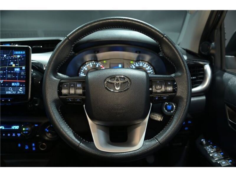 HILUX