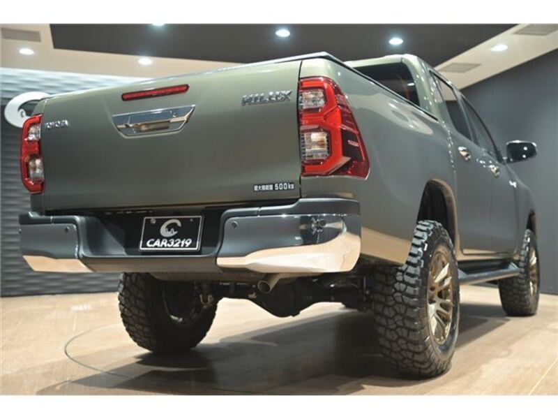 HILUX