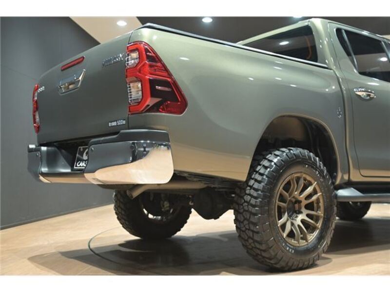 HILUX
