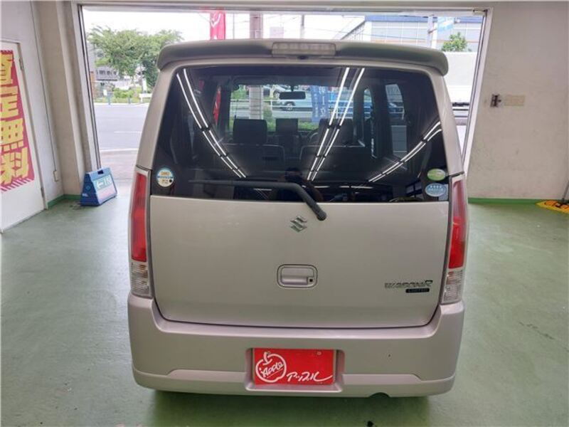 WAGON R
