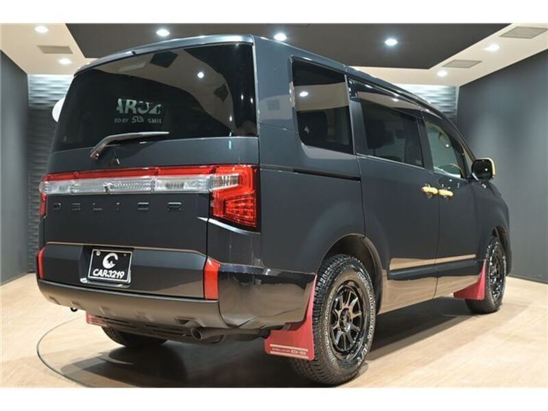 DELICA D5