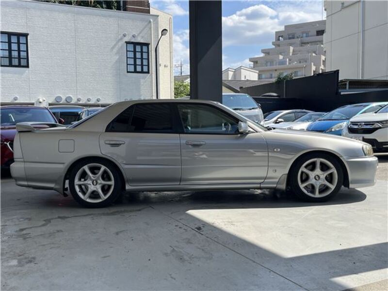 SKYLINE
