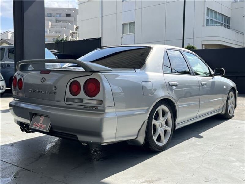 SKYLINE