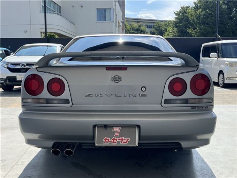 SKYLINE