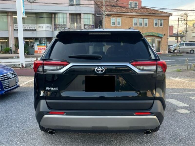 RAV4