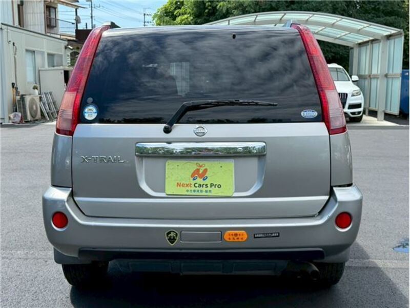 X-TRAIL