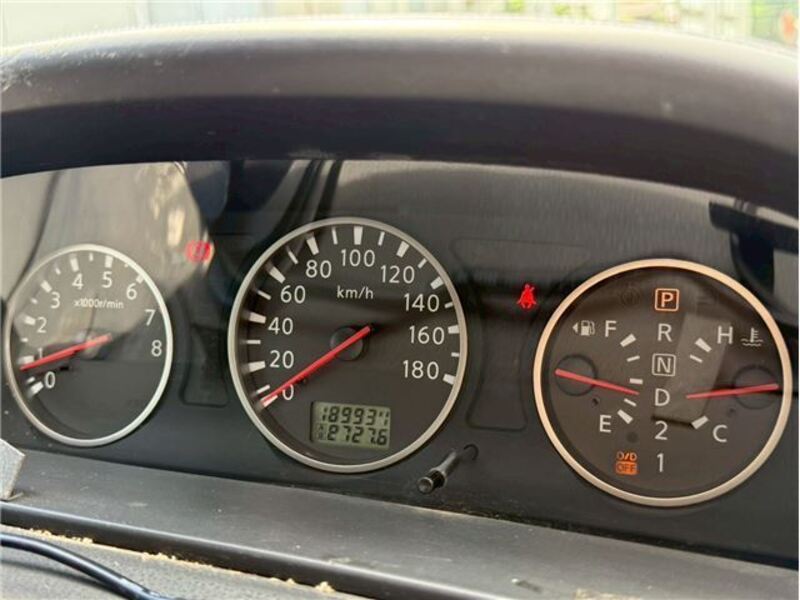 X-TRAIL