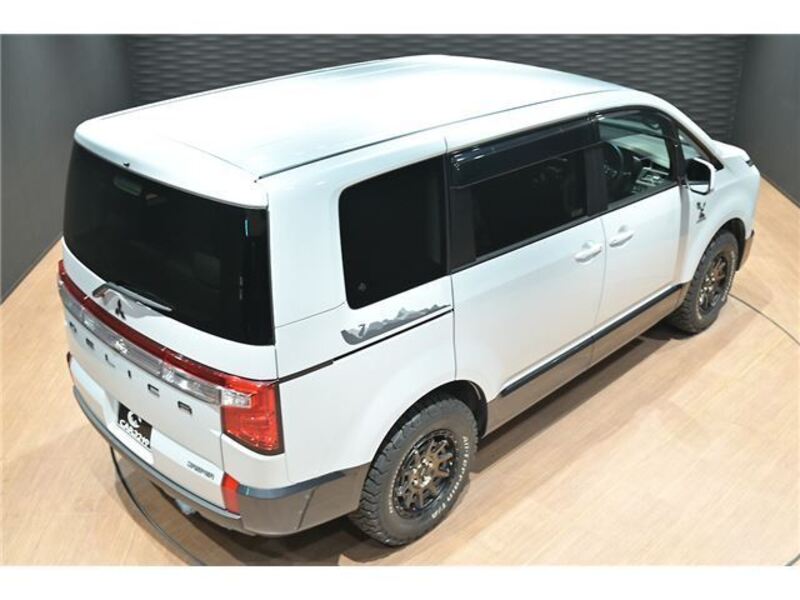 DELICA D5