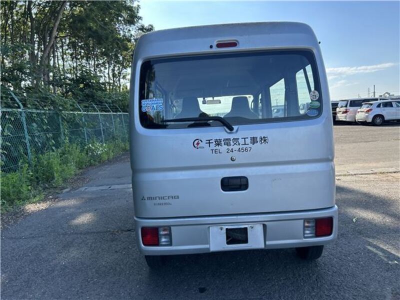 MINICAB VAN