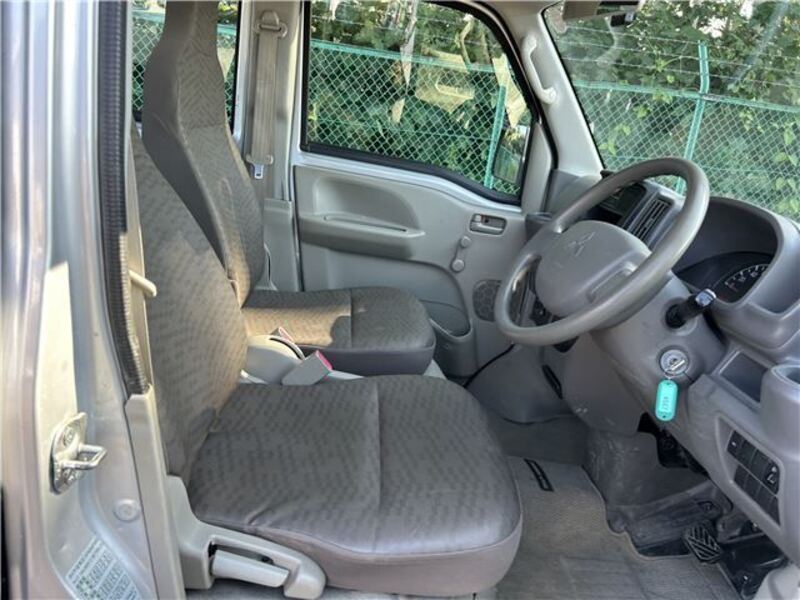 MINICAB VAN
