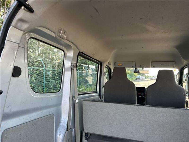 MINICAB VAN