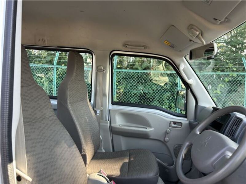 MINICAB VAN