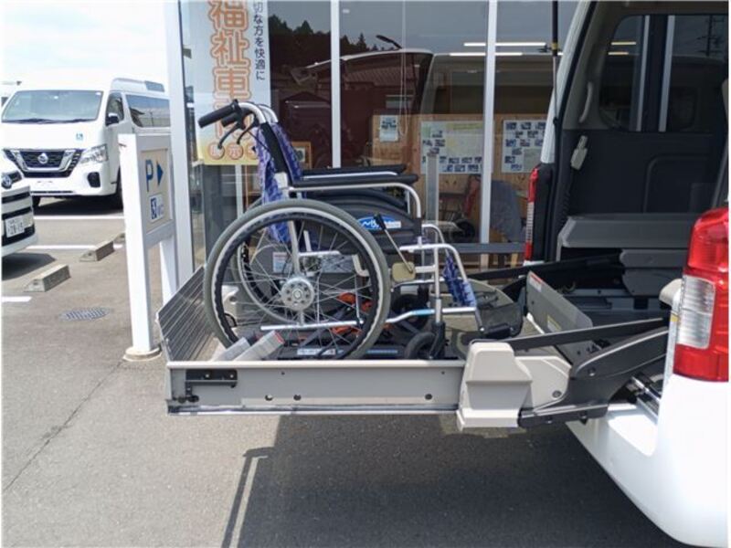NV350 CARAVAN