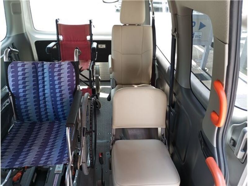 NV350 CARAVAN