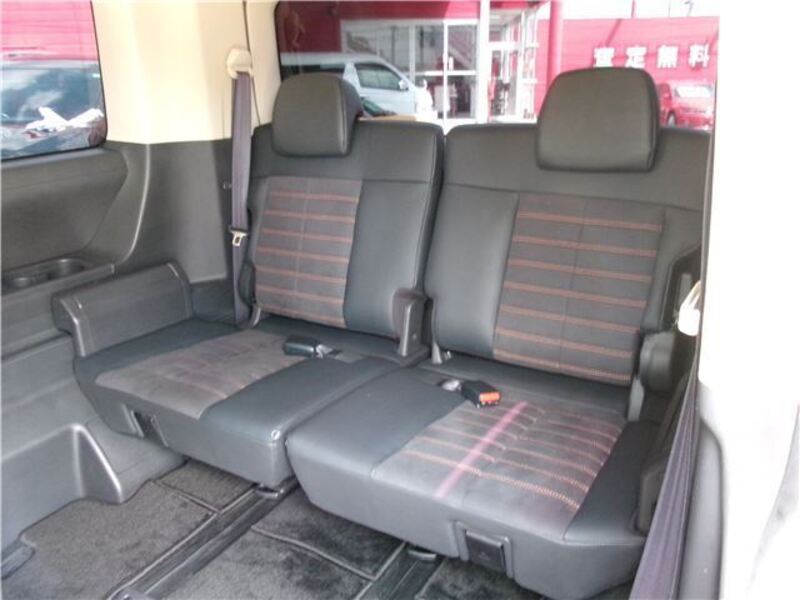 DELICA D5