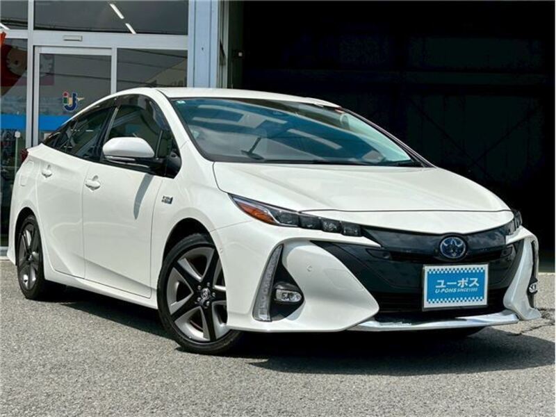 TOYOTA PRIUS PHV