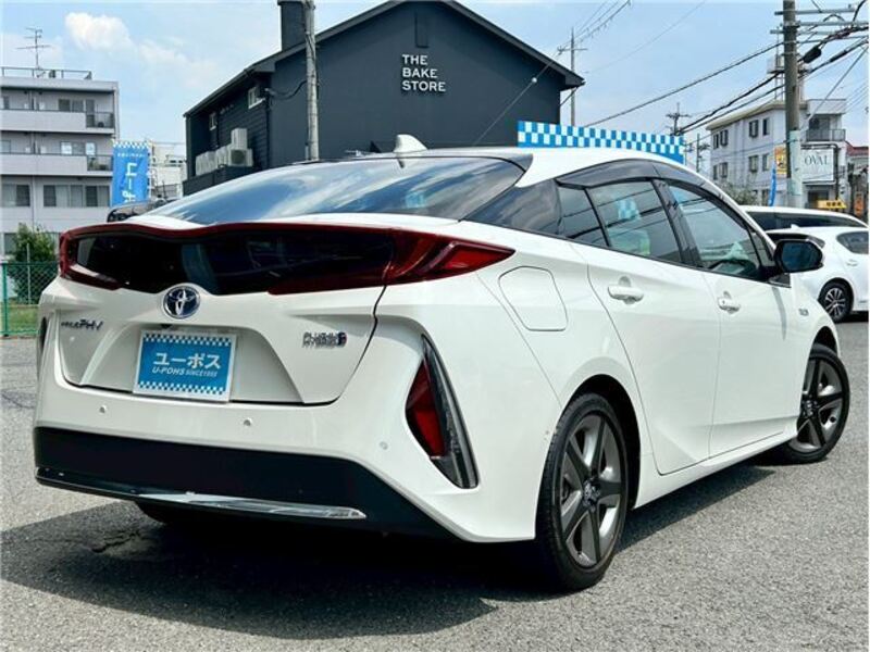 PRIUS PHV