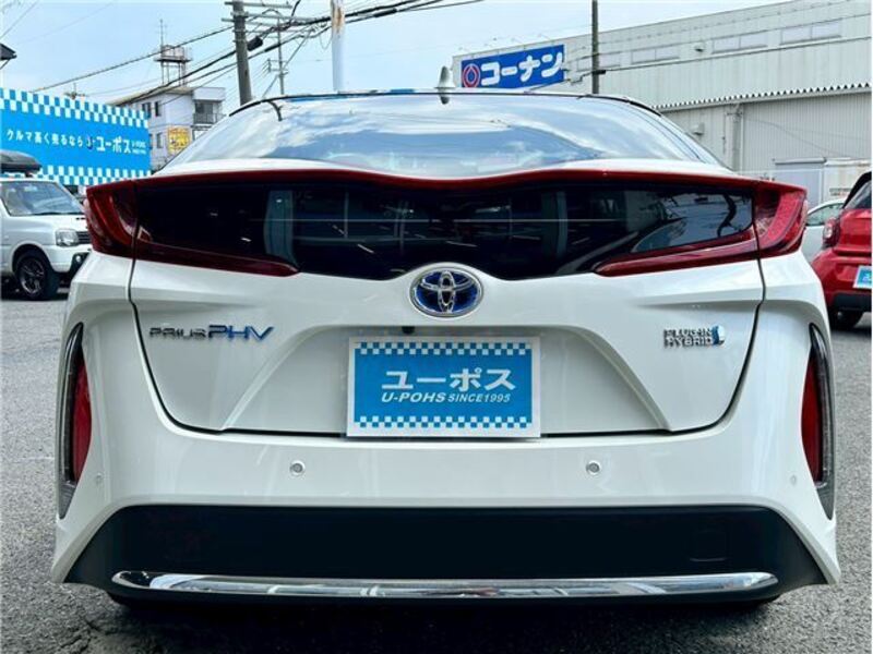 PRIUS PHV