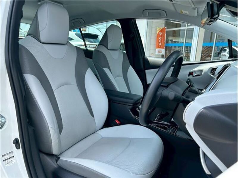 PRIUS PHV