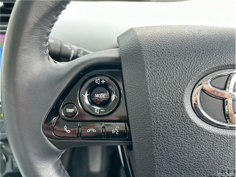 PRIUS PHV