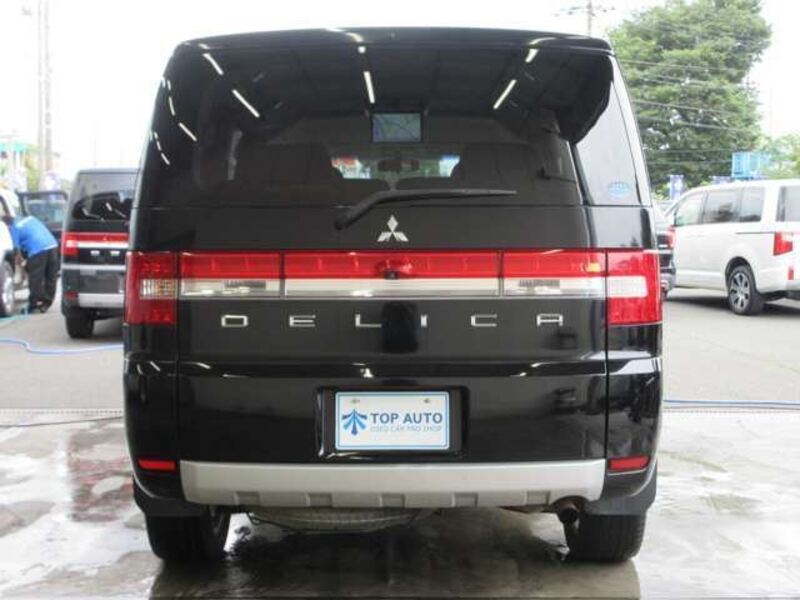 DELICA D5