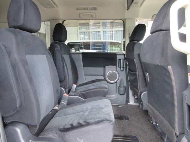 DELICA D5
