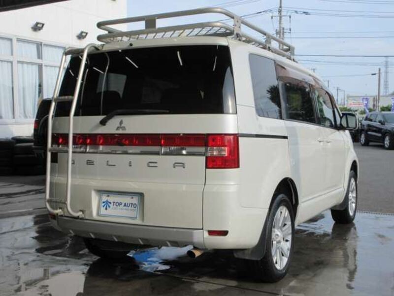 DELICA D5
