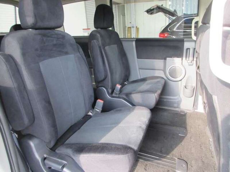 DELICA D5