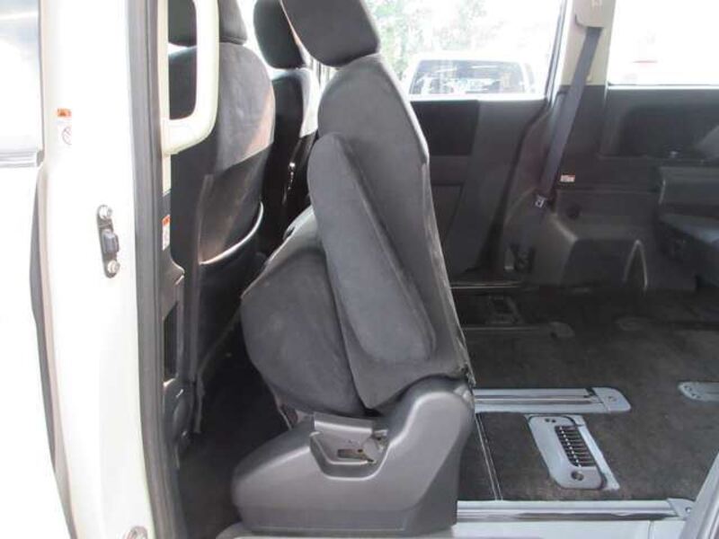 DELICA D5