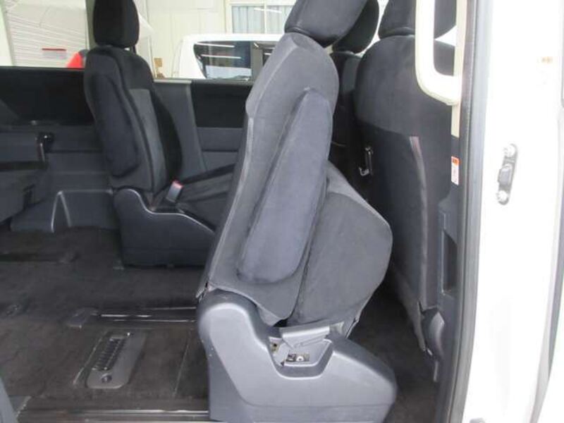 DELICA D5