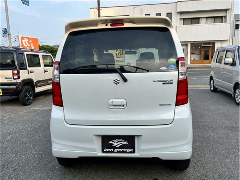 WAGON R