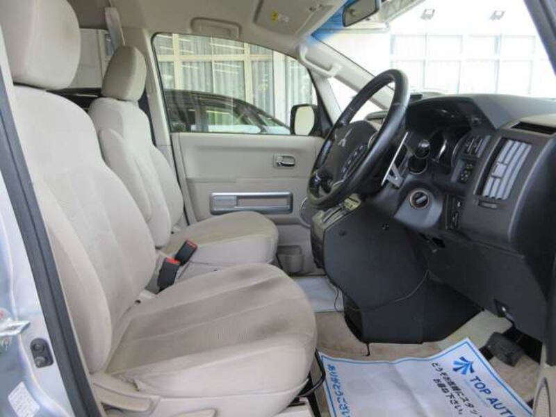 DELICA D5